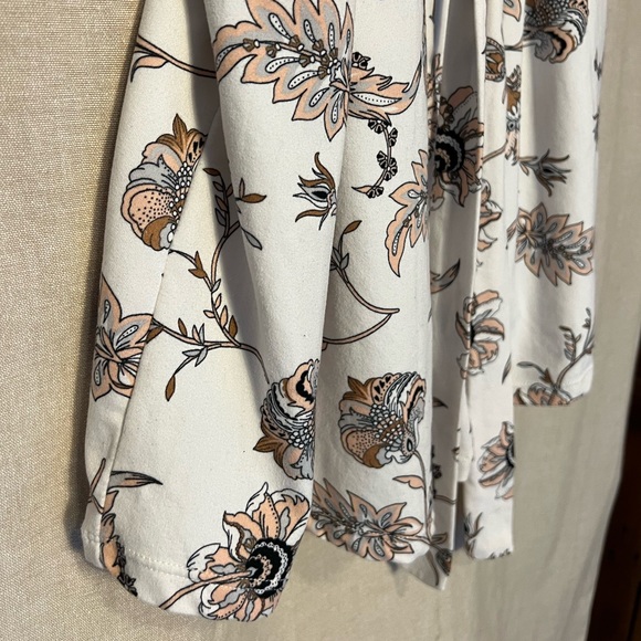 🤍 La Vie En Rose So Soft Floral House Coat - Picture 3 of 9